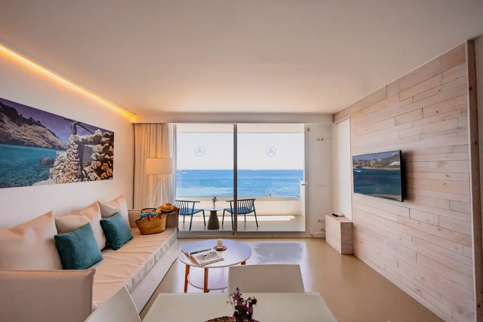 Ibiza Figueretas beachfront view