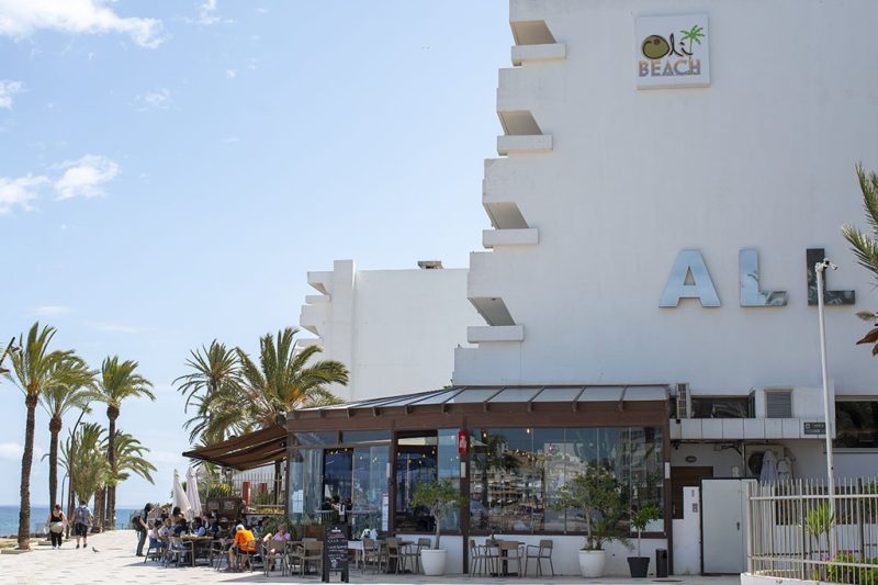 OlíBeachExterior